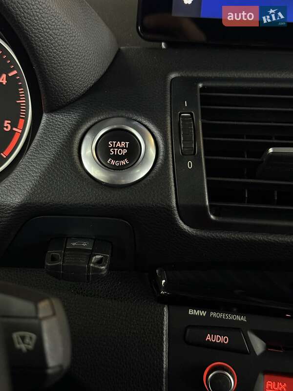 Купе BMW 1 Series 2012 в Киеве