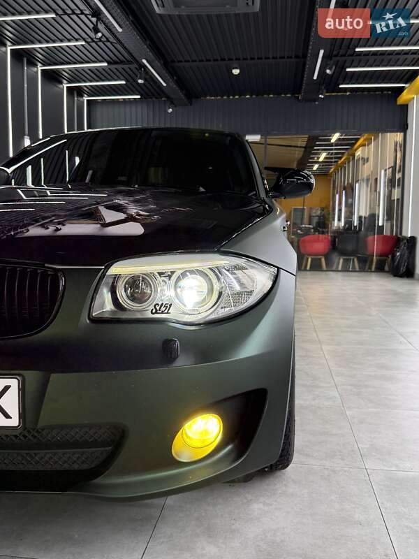 Купе BMW 1 Series 2012 в Киеве