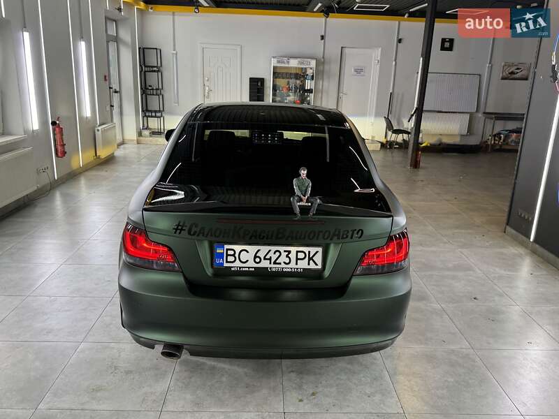 Купе BMW 1 Series 2012 в Киеве