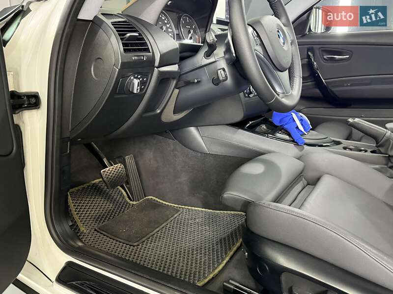 Купе BMW 1 Series 2012 в Киеве