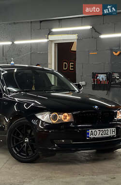 Хэтчбек BMW 1 Series 2007 в Харькове