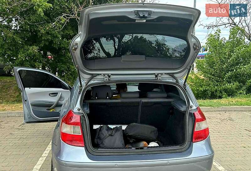 Хетчбек BMW 1 Series 2005 в Балті фото 2 Хетчбек BMW 1 Series 2005 в Балті