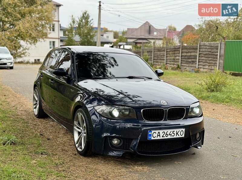 Хэтчбек BMW 1 Series 2006 в Киеве