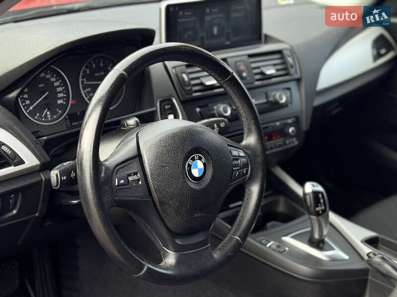 Хэтчбек BMW 1 Series 2012 в Николаеве