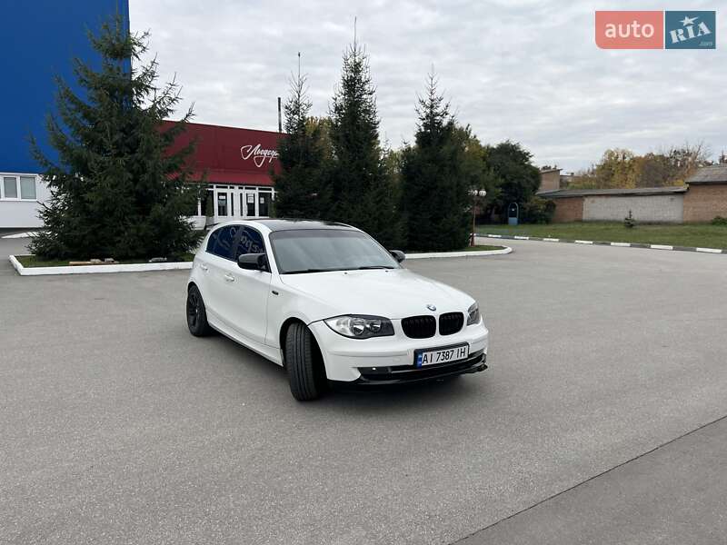 Хэтчбек BMW 1 Series 2010 в Богуславе фото 7 Хэтчбек BMW 1 Series 2010 в Богуславе