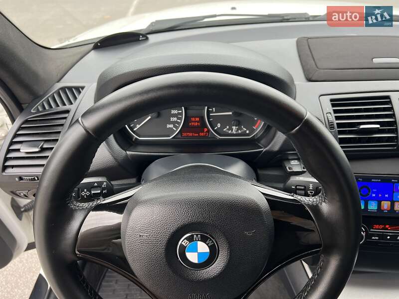 Хэтчбек BMW 1 Series 2010 в Богуславе фото 38 Хэтчбек BMW 1 Series 2010 в Богуславе