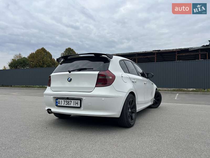 Хэтчбек BMW 1 Series 2010 в Богуславе фото 17 Хэтчбек BMW 1 Series 2010 в Богуславе