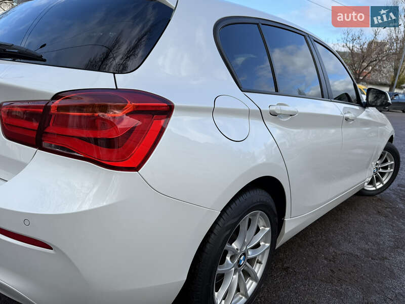 Хэтчбек BMW 1 Series 2018 в Киеве фото 25 Хэтчбек BMW 1 Series 2018 в Киеве