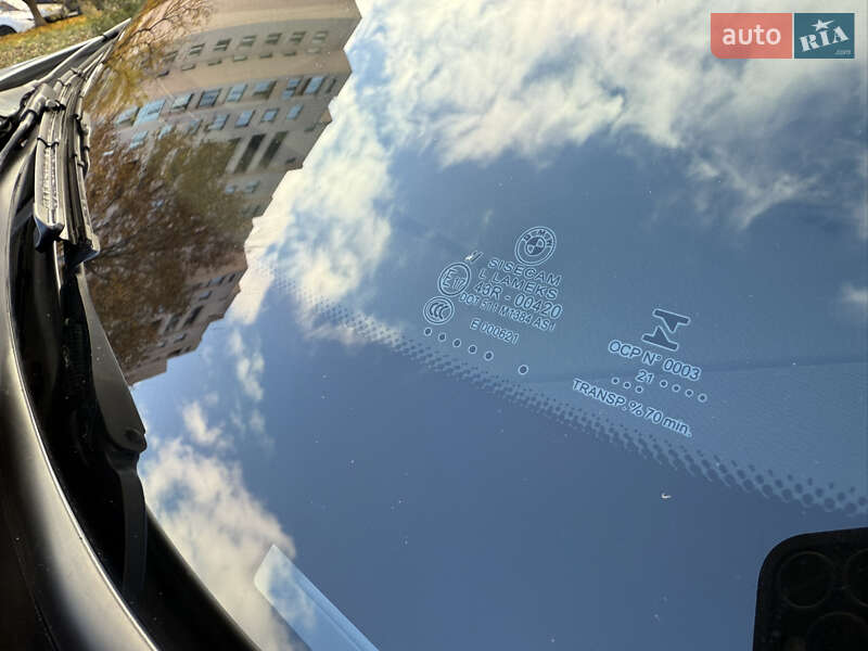 Хэтчбек BMW 1 Series 2018 в Киеве фото 29 Хэтчбек BMW 1 Series 2018 в Киеве