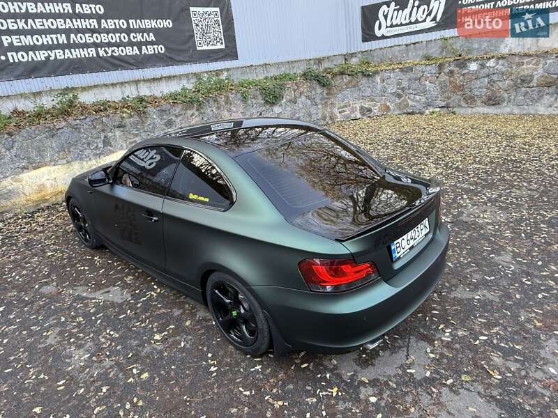 Купе BMW 1 Series 2012 в Киеве