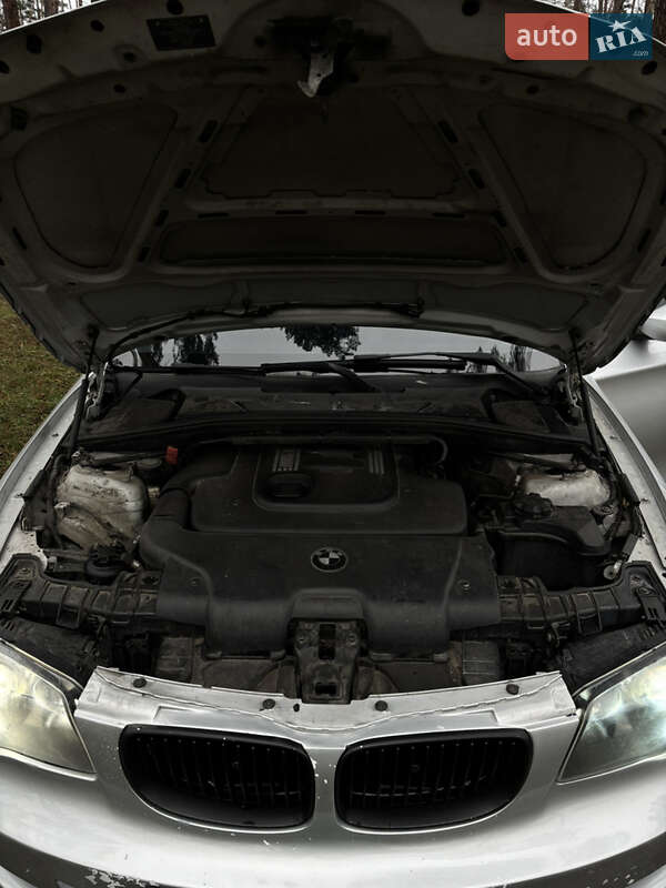 Хэтчбек BMW 1 Series 2006 в Житомире