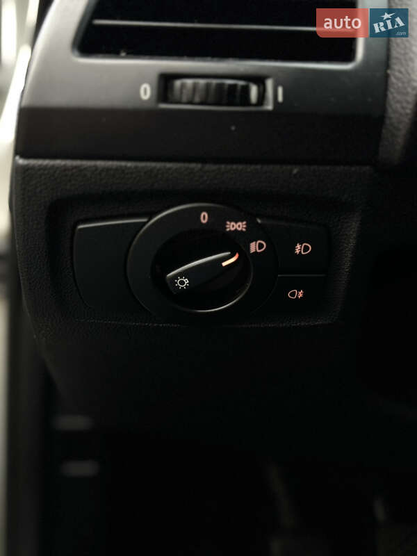 Хэтчбек BMW 1 Series 2006 в Житомире