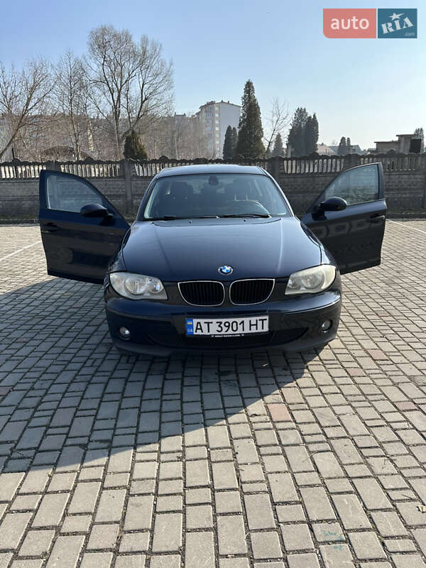 Хетчбек BMW 1 Series 2006 в Івано-Франківську