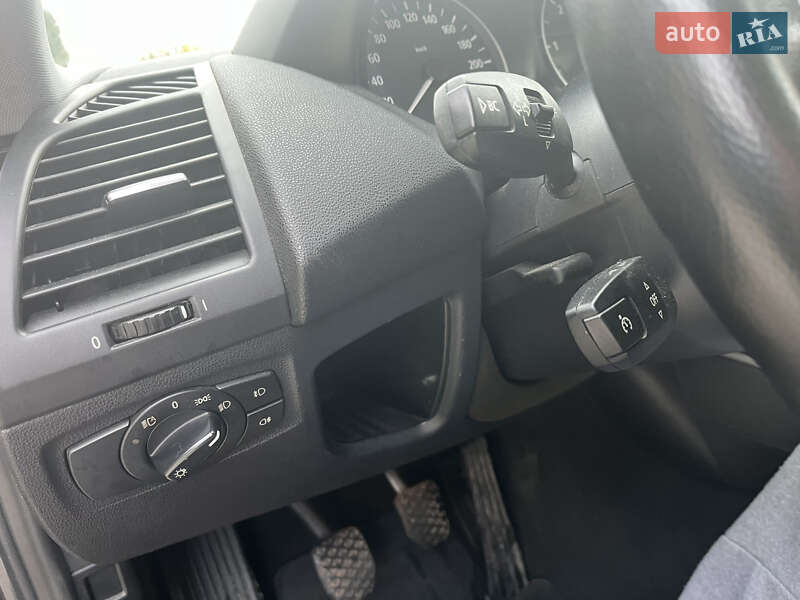 Хэтчбек BMW 1 Series 2005 в Киеве фото 13 Хэтчбек BMW 1 Series 2005 в Киеве