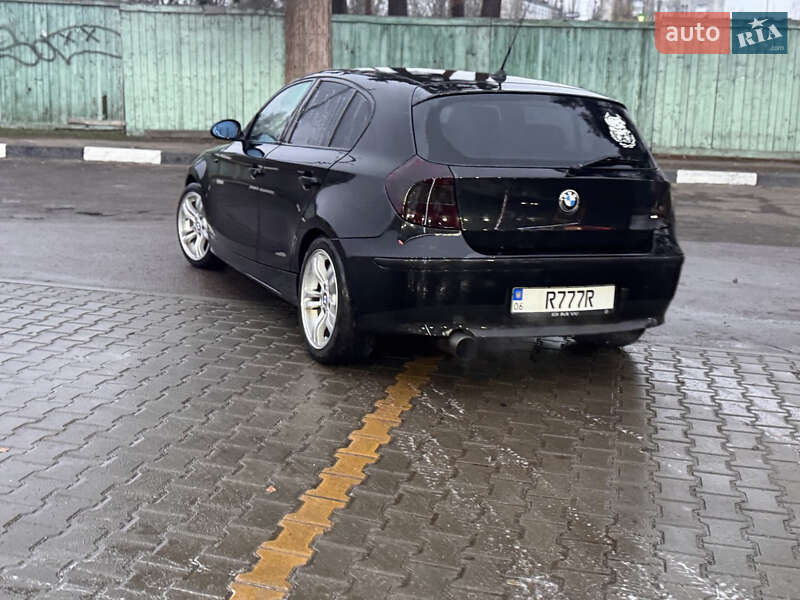 Хэтчбек BMW 1 Series 2004 в Житомире