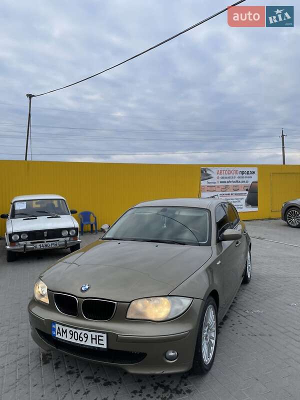 Хетчбек BMW 1 Series 2006 в Шепетівці