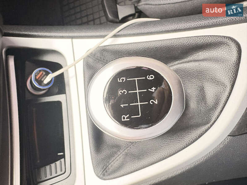 Хэтчбек BMW 1 Series 2008 в Трускавце