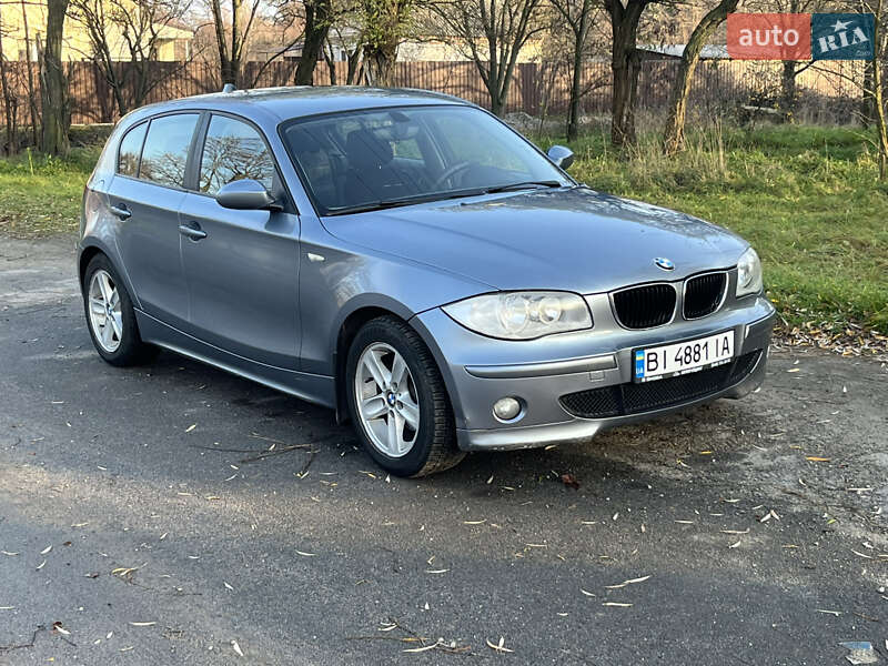 Хэтчбек BMW 1 Series 2005 в Кременчуге
