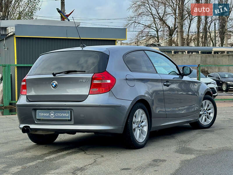 Купе BMW 1 Series 2011 в Києві фото 5 Купе BMW 1 Series 2011 в Києві