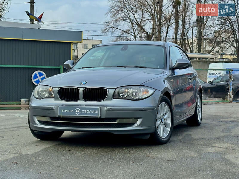 Купе BMW 1 Series 2011 в Києві фото 9 Купе BMW 1 Series 2011 в Києві