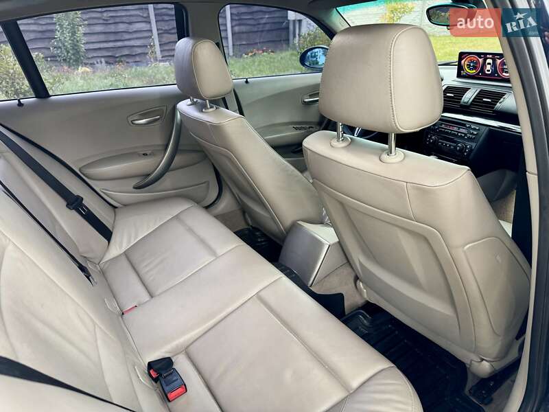 Хетчбек BMW 1 Series 2006 в Києві