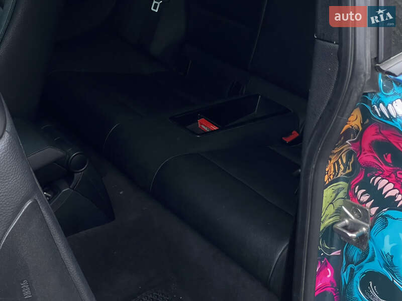 Купе BMW 1 Series 2010 в Тальном