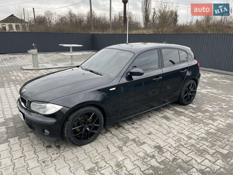 BMW 1 Series 2005