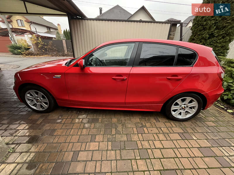 Хетчбек BMW 1 Series 2005 в Києві