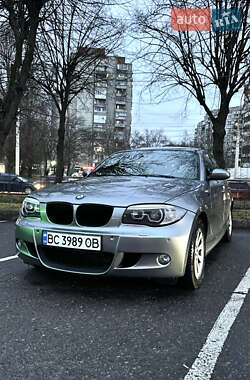 Хэтчбек BMW 1 Series 2009 в Львове