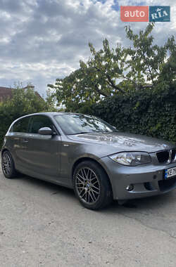 Хетчбек BMW 1 Series 2009 в Дніпрі