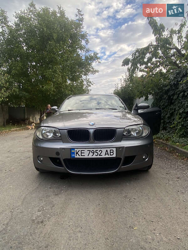 Хэтчбек BMW 1 Series 2009 в Днепре фото 5 Хэтчбек BMW 1 Series 2009 в Днепре