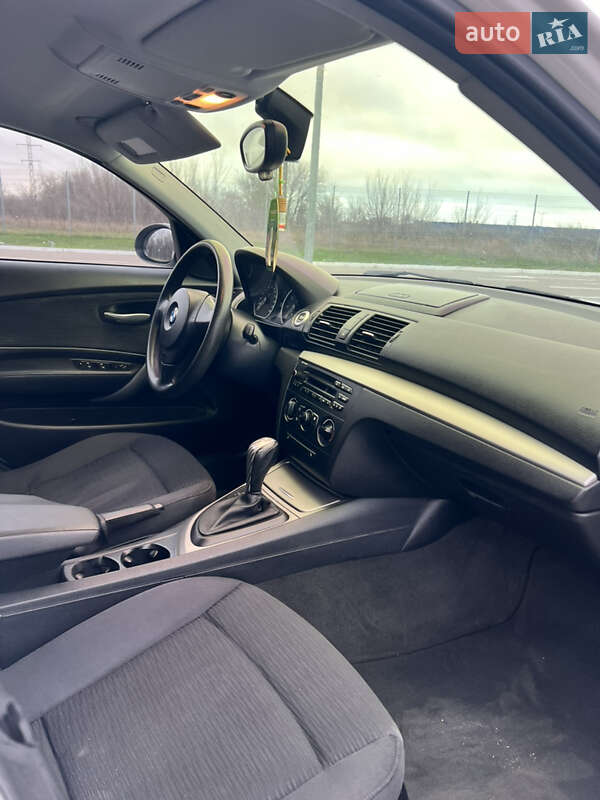 Хетчбек BMW 1 Series 2007 в Запоріжжі фото 18 Хетчбек BMW 1 Series 2007 в Запоріжжі