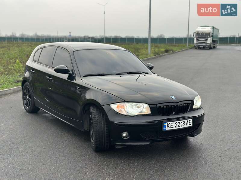 Хэтчбек BMW 1 Series 2005 в Днепре фото Хэтчбек BMW 1 Series 2005 в Днепре