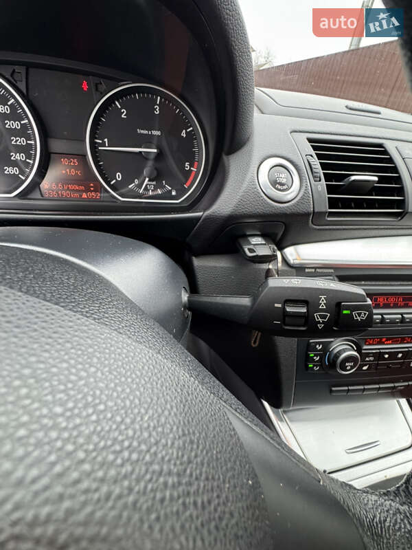 Хетчбек BMW 1 Series 2010 в Бобровиці