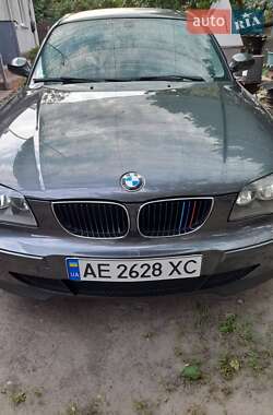 Хэтчбек BMW 1 Series 2005 в Долинской
