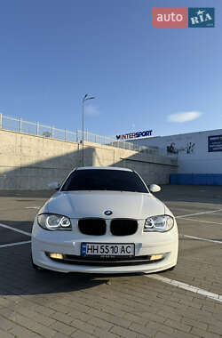 Хэтчбек BMW 1 Series 2008 в Одессе
