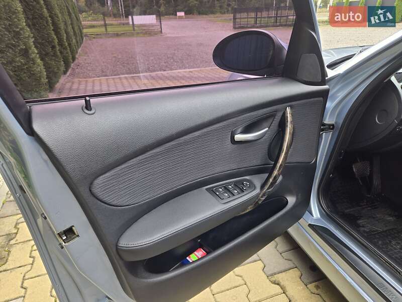 Хетчбек BMW 1 Series 2009 в Мукачевому