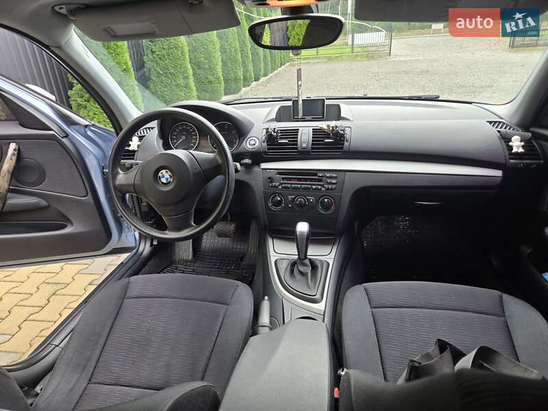 Хетчбек BMW 1 Series 2009 в Мукачевому