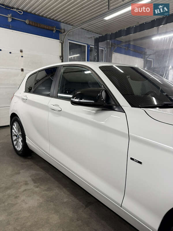Хетчбек BMW 1 Series 2015 в Києві фото 16 Хетчбек BMW 1 Series 2015 в Києві