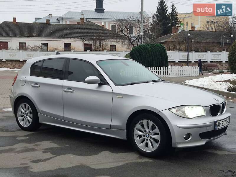 Хетчбек BMW 1 Series 2006 в Бердичеві