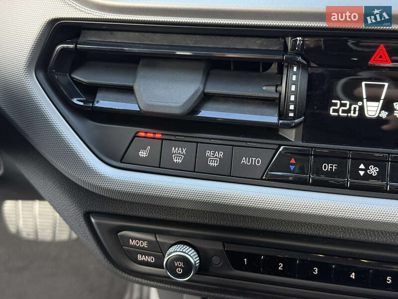 Хетчбек BMW 1 Series 2020 в Тернополі