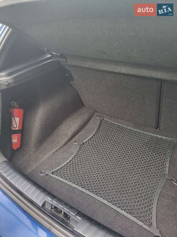 Хетчбек BMW 1 Series 2007 в Харкові фото 36 Хетчбек BMW 1 Series 2007 в Харкові