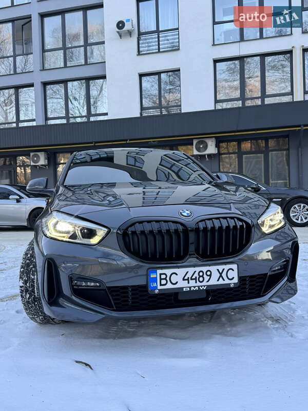 BMW 1 Series 2020