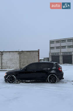 Хетчбек BMW 1 Series 2005 в Житомирі