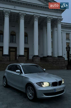 Хетчбек BMW 1 Series 2010 в Краматорську