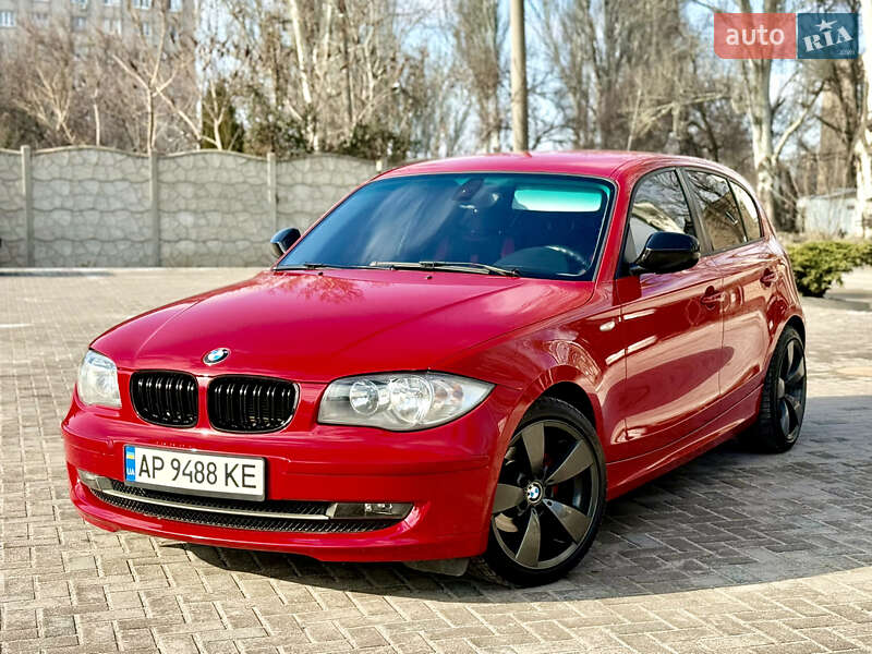 Хэтчбек BMW 1 Series 2011 в Запорожье