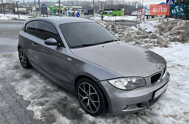Хэтчбек BMW 1 Series 2009 в Ивано-Франковске