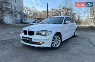 Хэтчбек BMW 1 Series 2008 в Николаеве