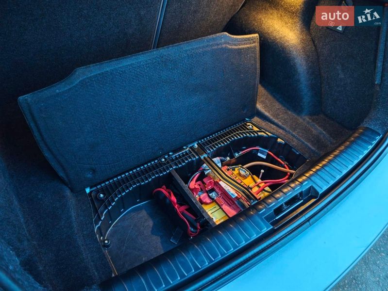 Хэтчбек BMW 1 Series 2006 в Бердичеве