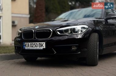 Хэтчбек BMW 1 Series 2017 в Киеве